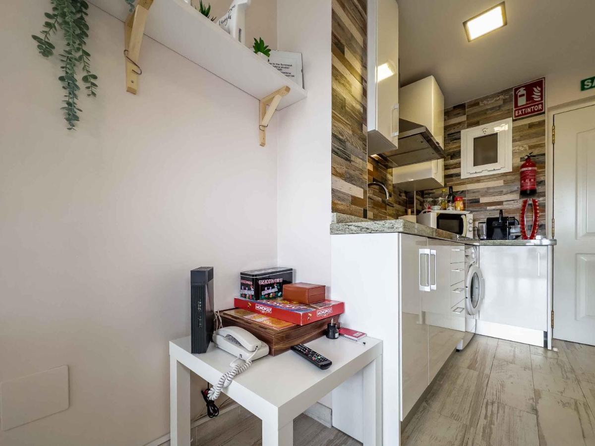 Sun Coast Benalmadena -- Superb Studio With 4 Pools, Gardens & Breakfast ภายนอก รูปภาพ